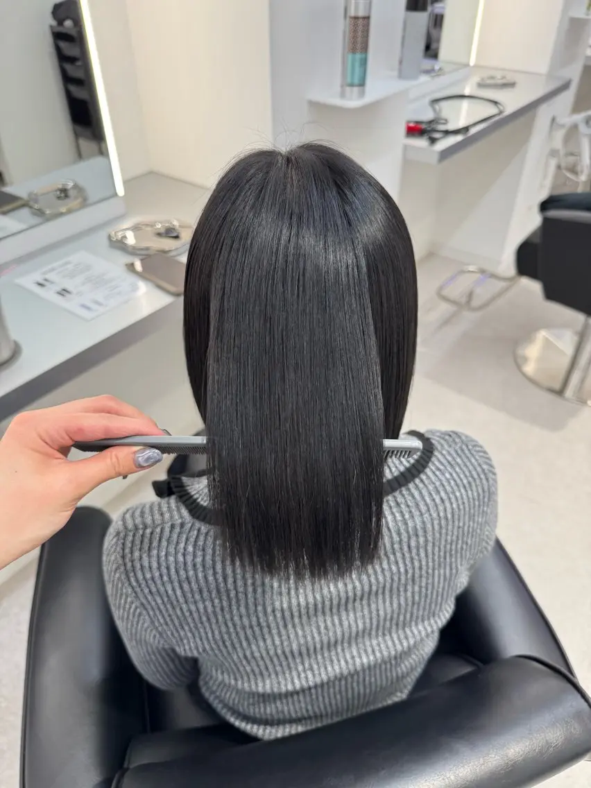 透明感・艶感カラー+カット✂︎（毛先・毛量調節のみ）の写真