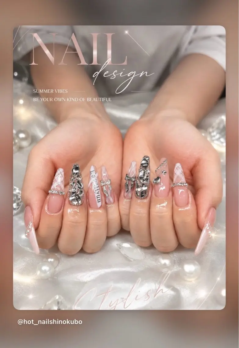 ネイル アートネイル オーロラネイル クリアネイル 長さ出し フレンチネイル ハンドネイル HOT Nail Salonのネイルデザイン