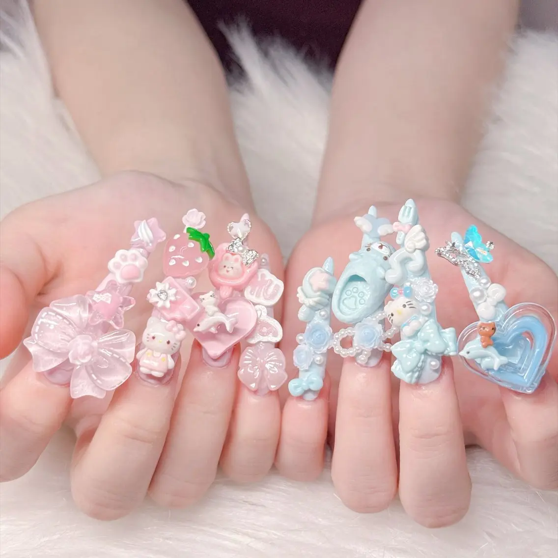 ネイル オーロラネイル クリアネイル フレンチネイル ジェルネイル ガーリー ハンドネイル Sakura Nail Salonのネイルデザイン