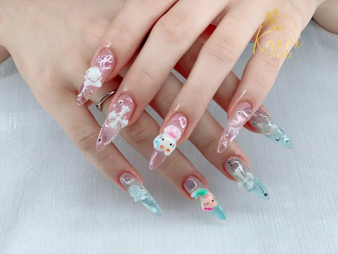 ネイル チークネイル ドット フレンチネイル ジェルネイル グラデーション Kaori Nailのネイルデザイン
