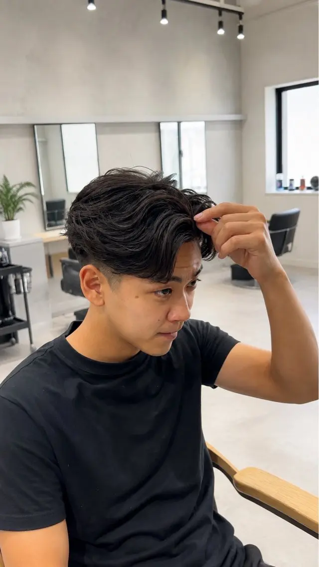 ショート パーマ メンズ フェザーパーマ メンズパーマ カット パーマ hack 佐藤龍空のヘアスタイル