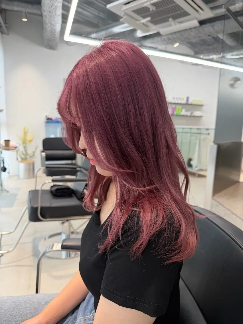 ロング ブリーチ特化🎖️ピ ンクカラー高橋さやかのヘアスタイル