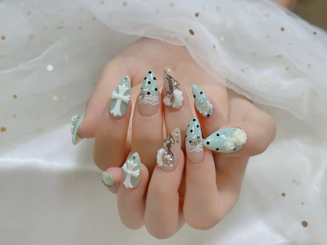 ネイル ジョリ kasumi🌹💅のネイルデザイン