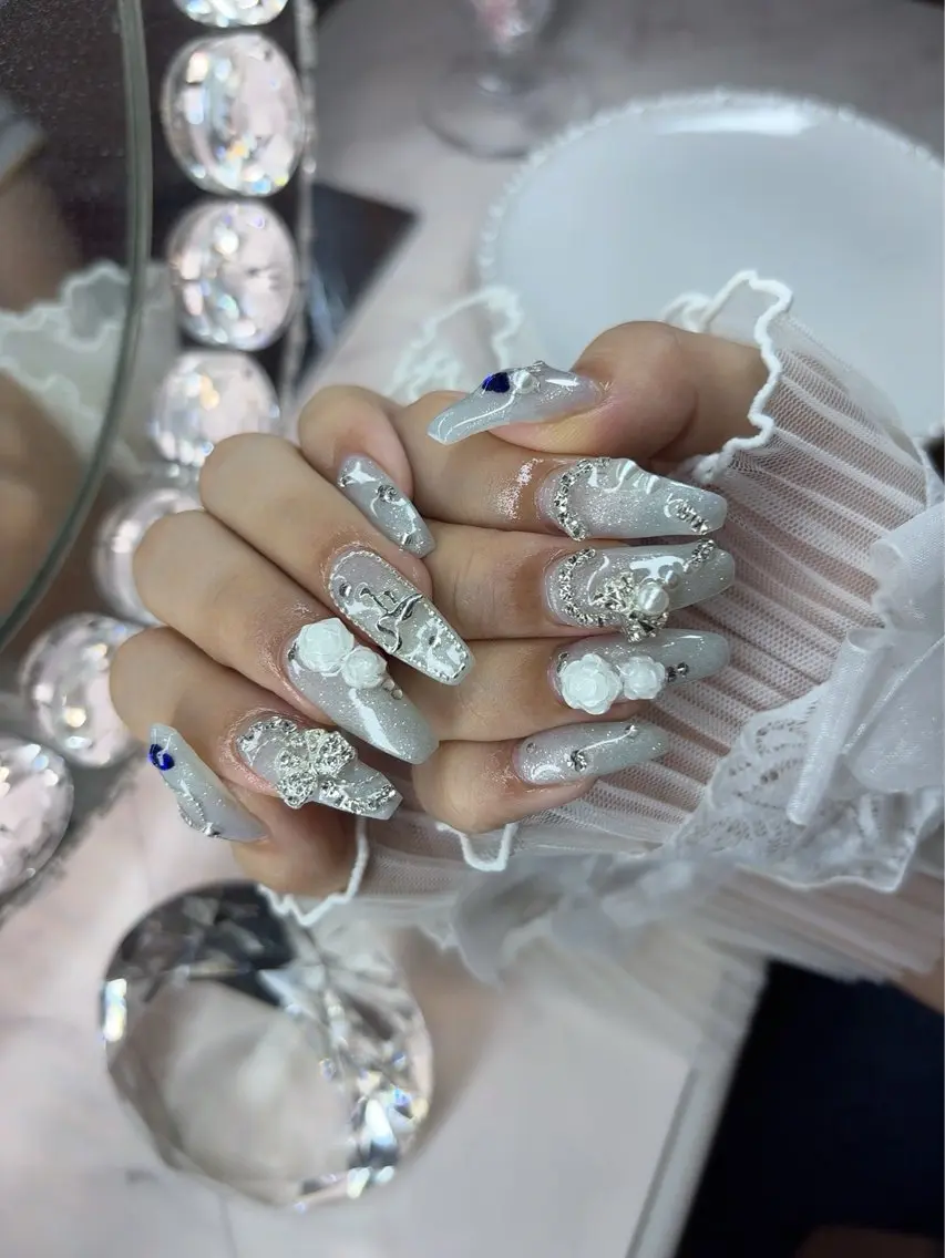 ネイル 24時まで❤︎韓国、 ワンホンネイルのネイルデザイン