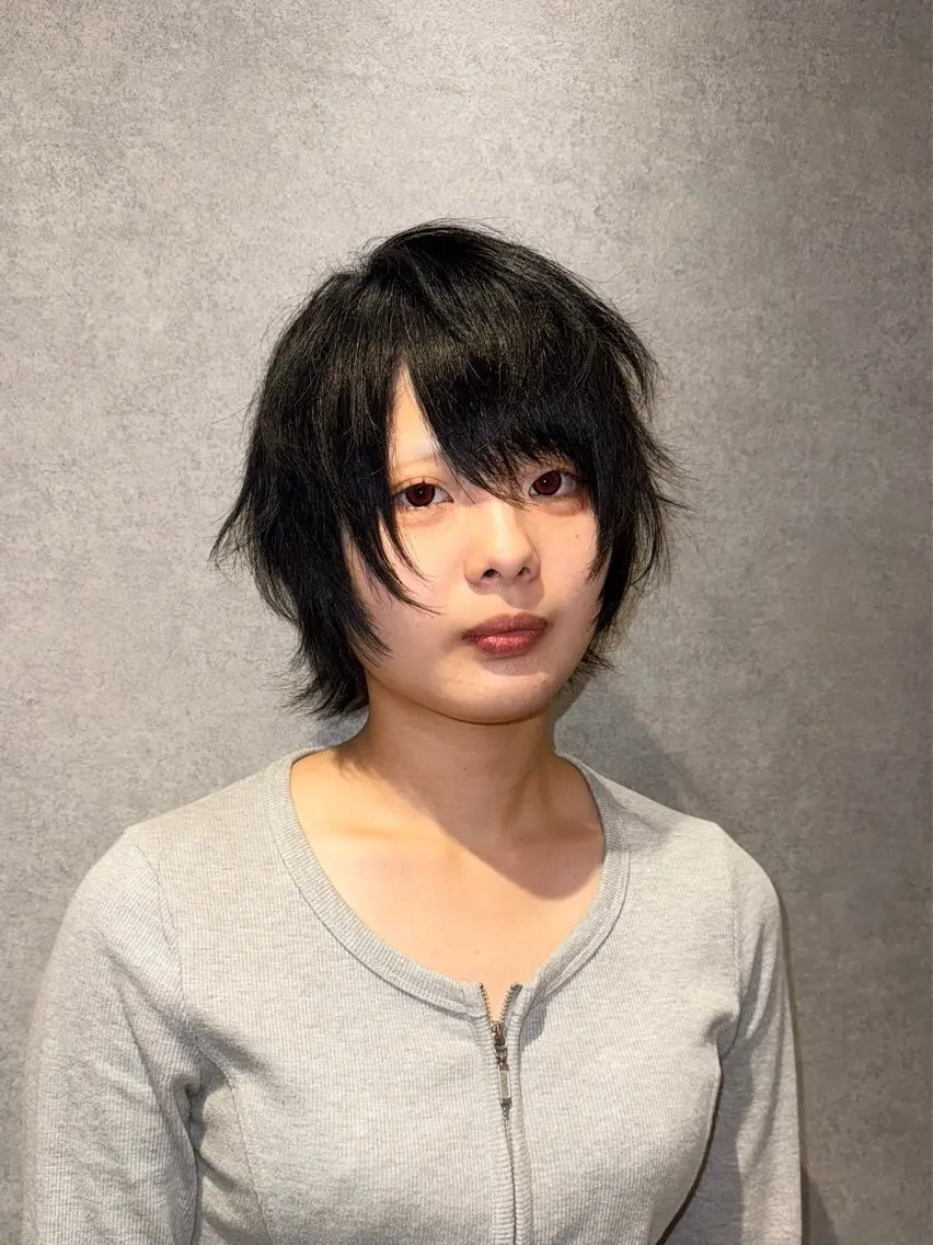 ショート 顔まわりレイヤー 顔周りカット レイヤーカット ショートヘア ウルフカット カット トリートメント ハイトーン/レイヤー /ウルフ⭐️永田⭐️のヘアスタイル