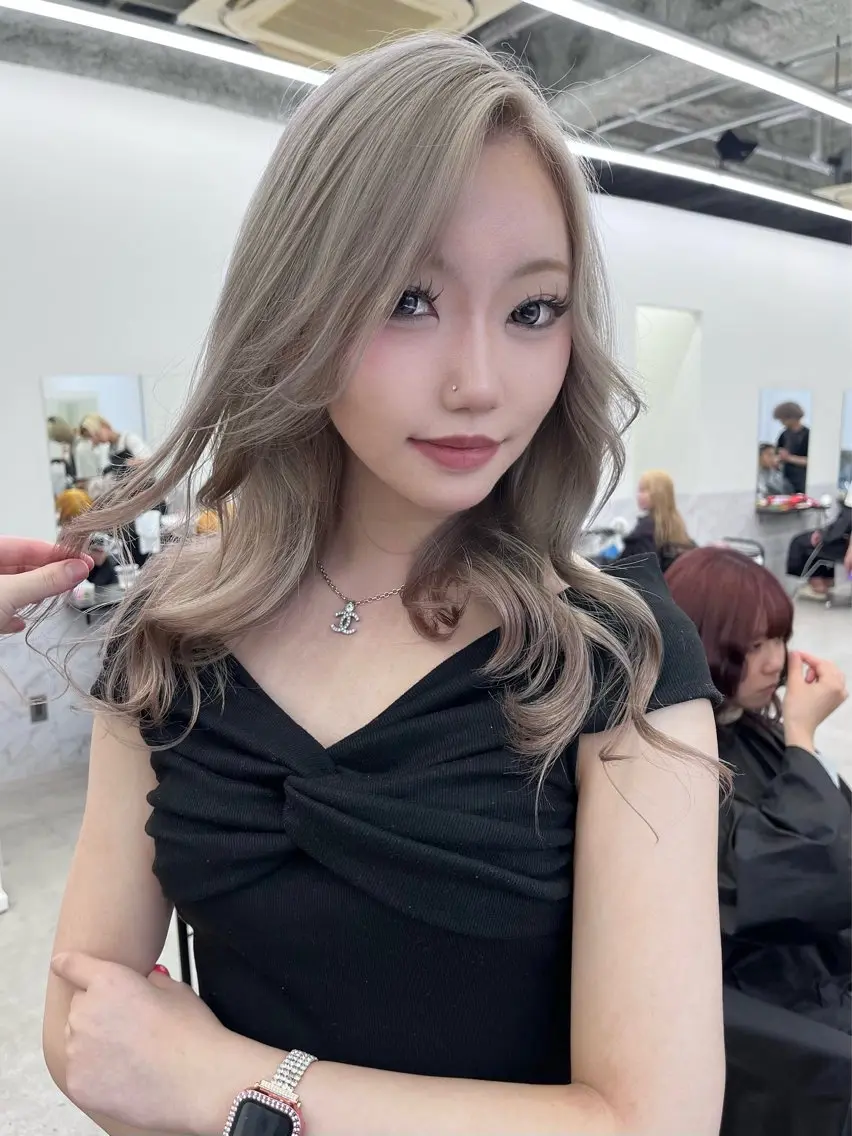 カラー ブリーチ 透明感カラー ハイトーンカラー ヘアカラー ブリーチ/ハイトーン 名古屋栄 リカのヘアスタイル