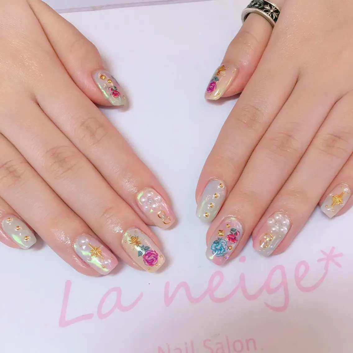 ネイル ロングネイル La neige* yuki 🐩🌙のネイルデザイン