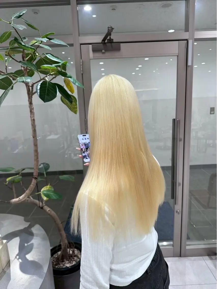 ブリーチ+オンカラー(ブリーチ1回🤍)の写真
