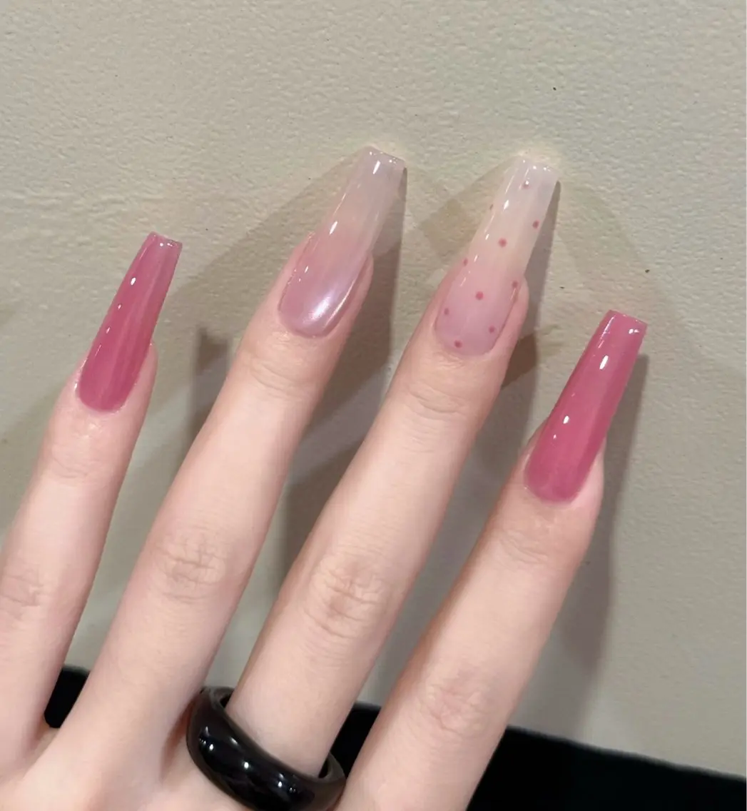 ネイル ハンドネイル queen nail 新宿店のネイルデザイン