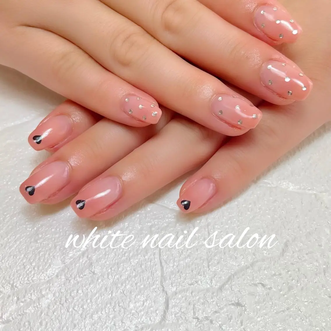 ネイル フットネイル ジェルネイル ハードジェル ラメ(グリッター) 持ち込み ハンドネイル white nail salonのネイルデザイン