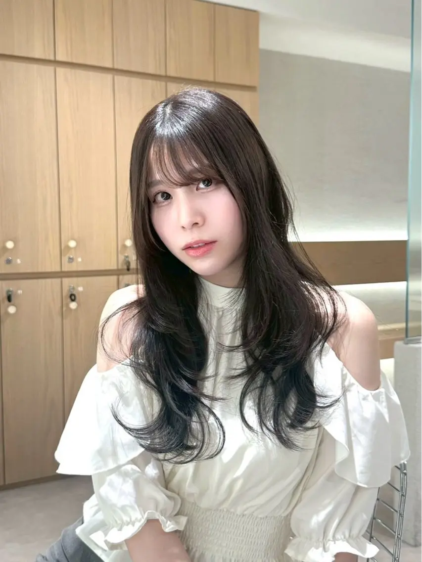 ロング カット 安達 祥生のヘアスタイル