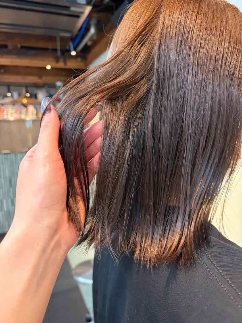 ミディアム ヘアカラー 三浦 ふたばのヘアスタイル