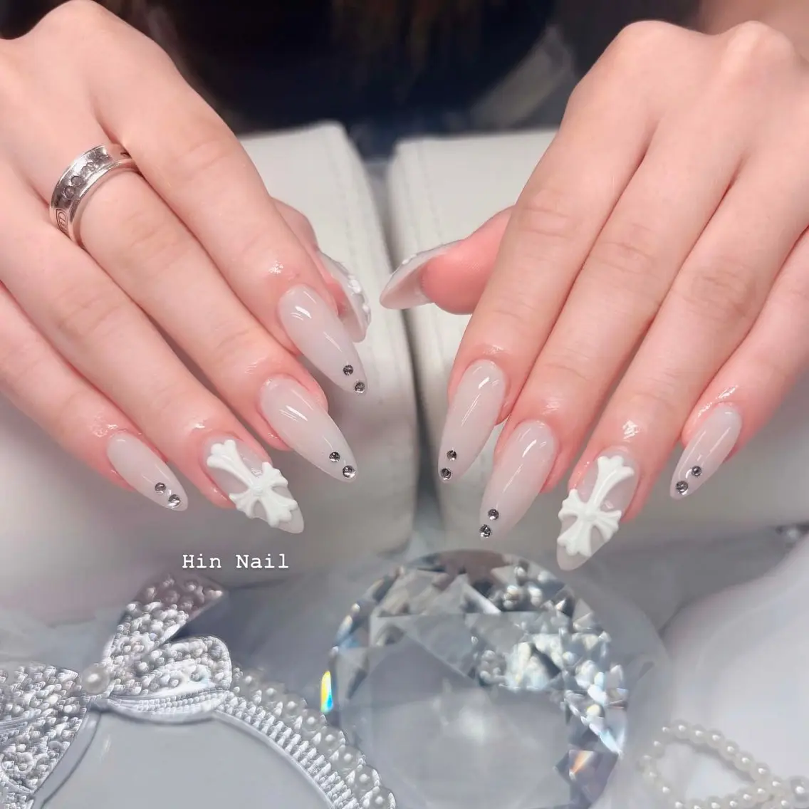 ネイル ハンドネイル HIN NAILのネイルデザイン