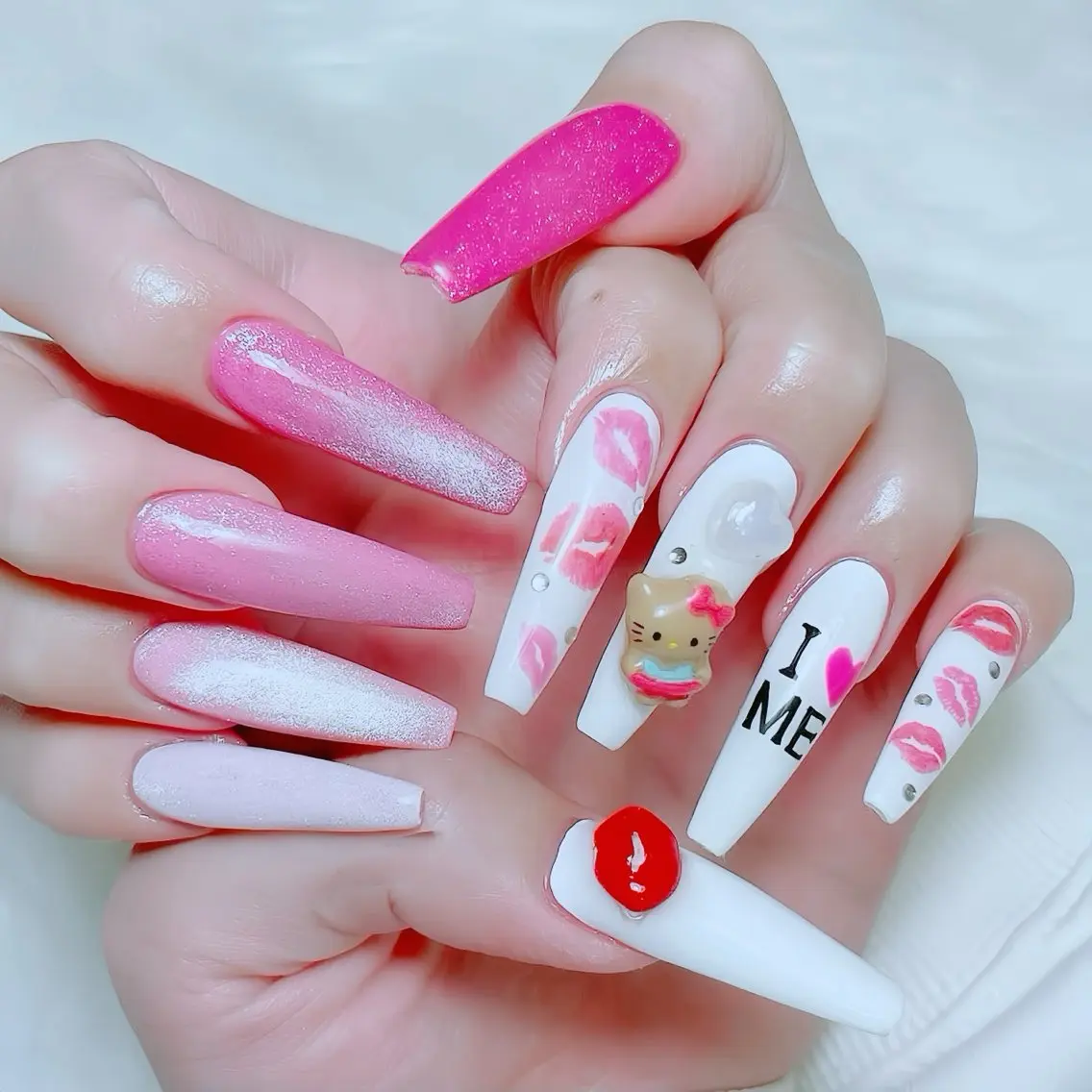 ネイル チークネイル 桜ネイル フレンチネイル ジェルネイル ガラスフレンチ Rin Nail 新大久保店のネイルデザイン