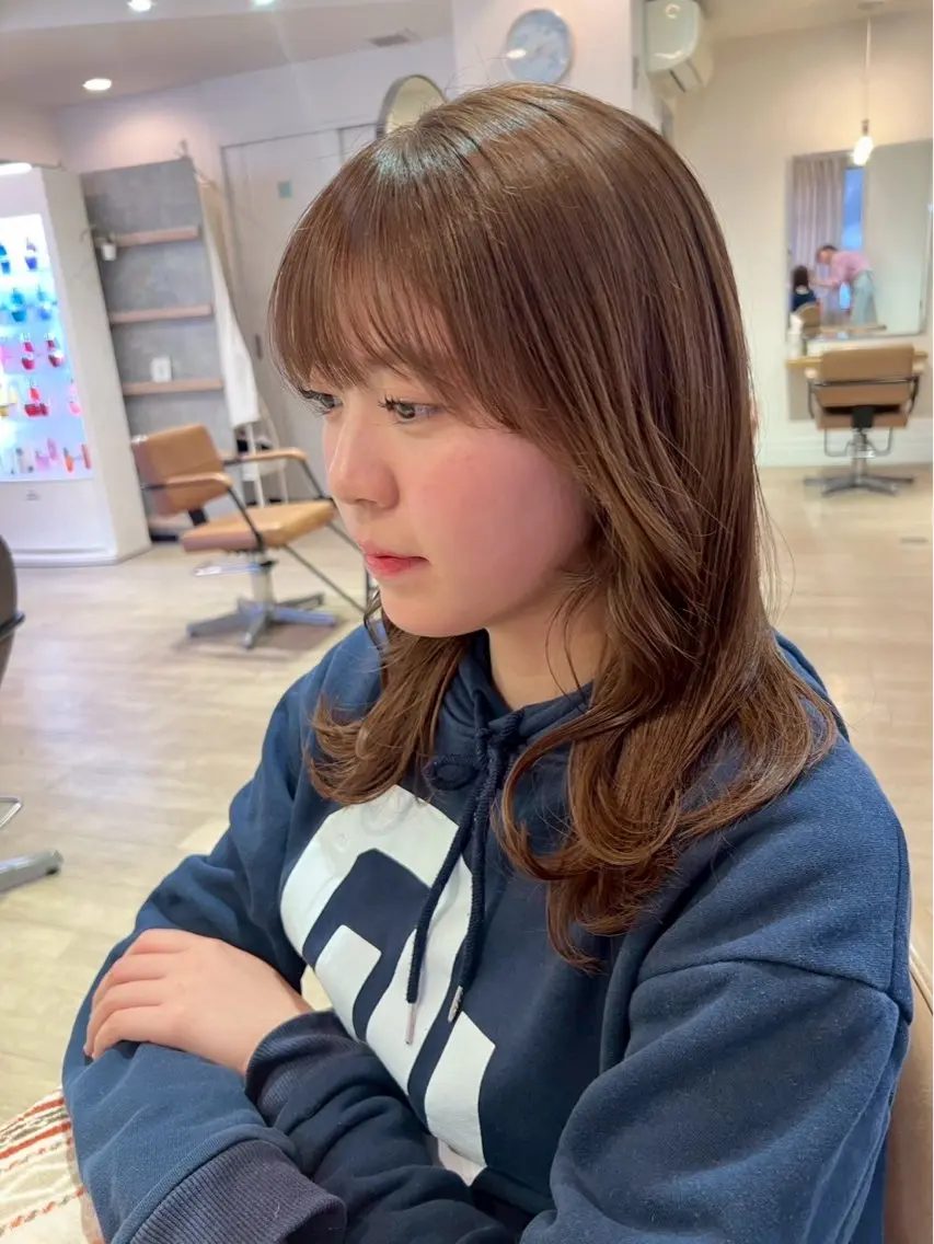 セミロング カット ヘアカラー 千代谷 風華のヘアスタイル