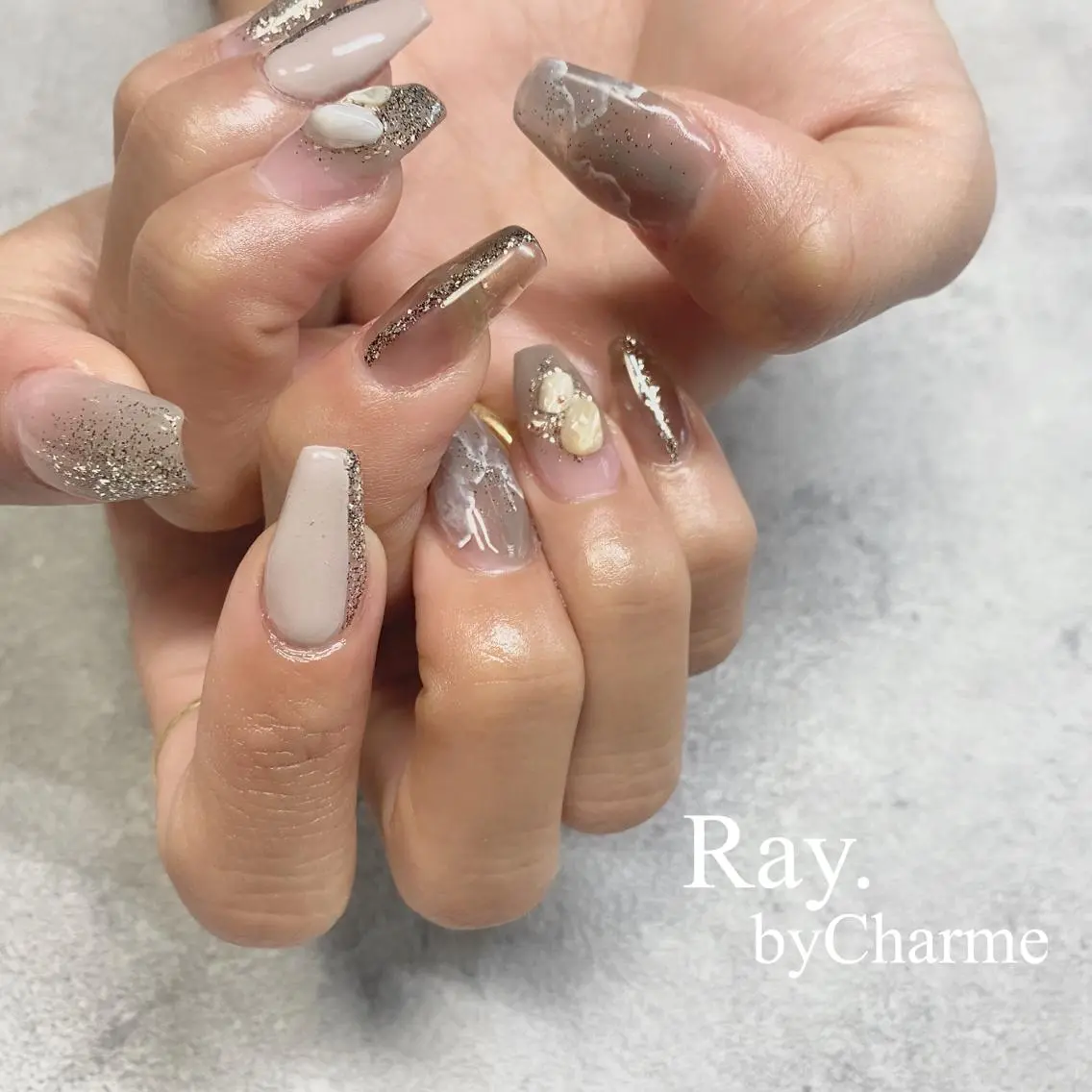 ネイル Ray. ／綺麗目ニュアンスのネイルデザイン