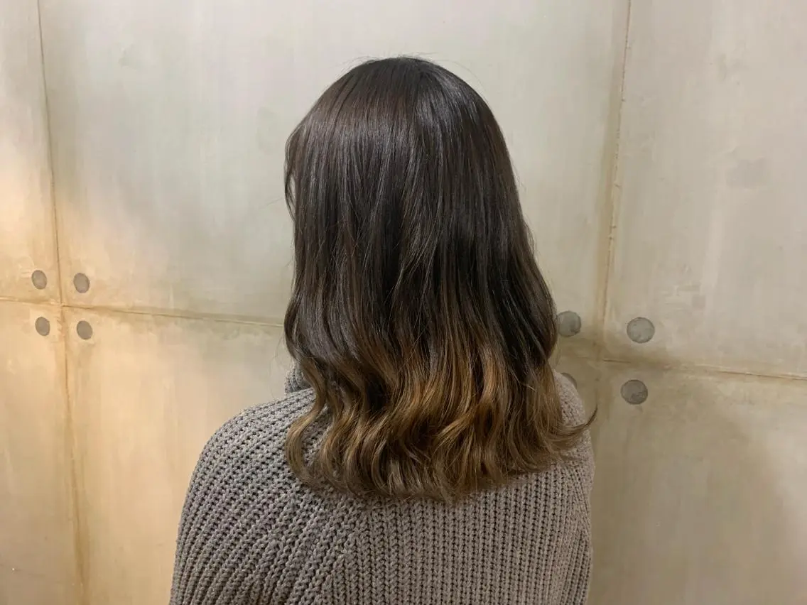 ミディアム カラー ブリーチ グラデーションカラー モテ髪🎀aoi/ ヘアメ/カラー/池袋のヘアスタイル