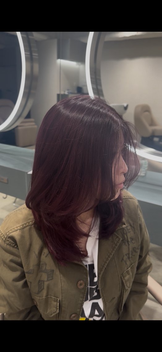 ミディアム レイヤーカット カット ヘアカラー トリートメント 顔周りレイヤー🪽 まゆかのヘアスタイル