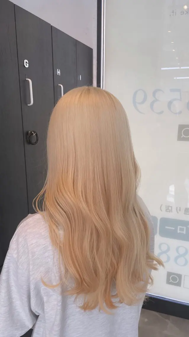 カラー ブリーチカラー特化 ✨️永井諒のヘアスタイル