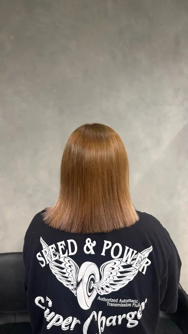 カラー ベージュカラー ブリーチ ブリーチなしカラー 井野 彩加のヘアスタイル