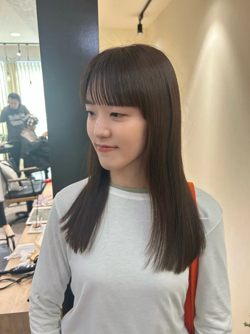 セミロング カラー カット ヘアカラー トリートメント hubhair レイヤー/透明感のヘアスタイル