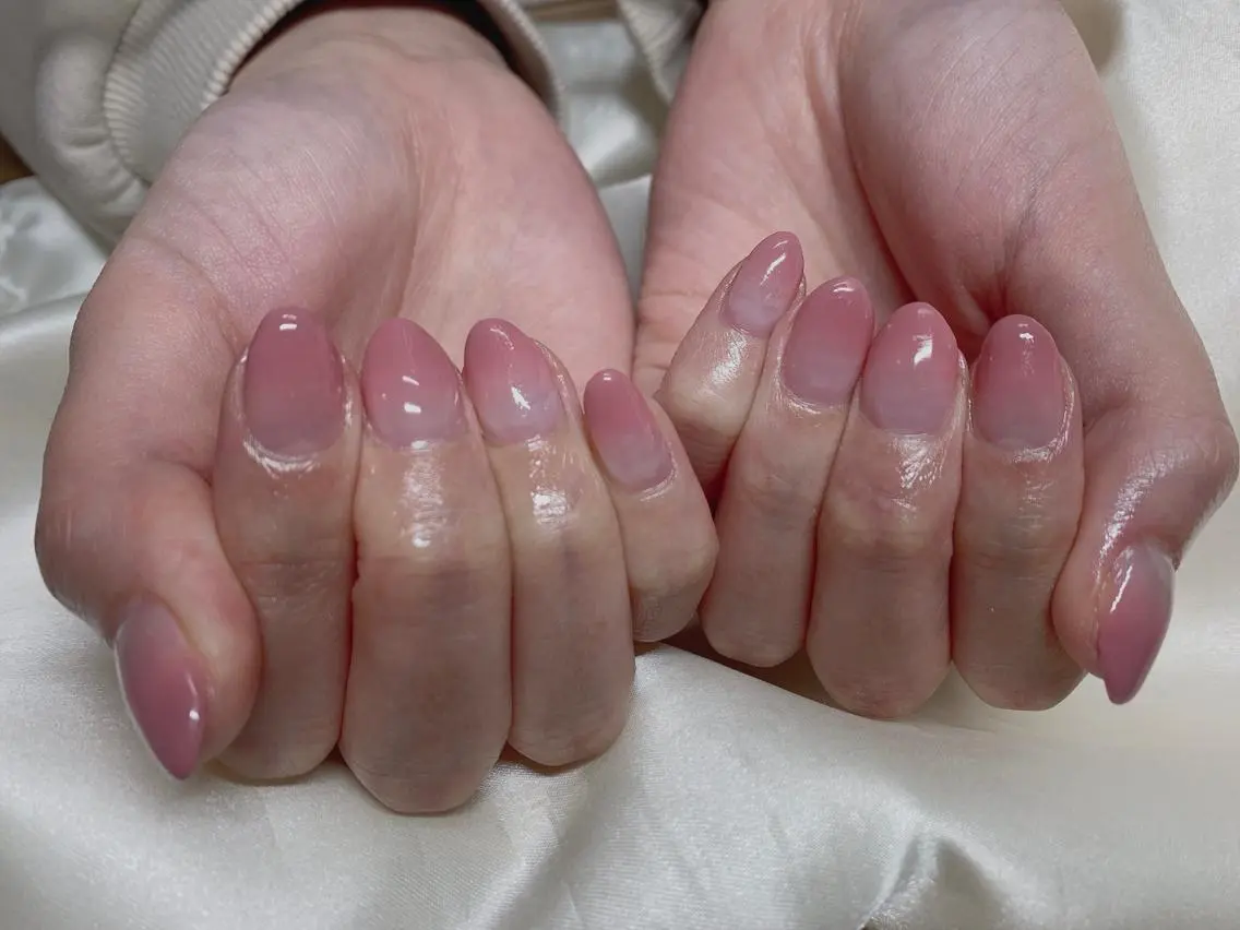 ネイル グラデーション 春ネイル mogunail &blowのネイルデザイン