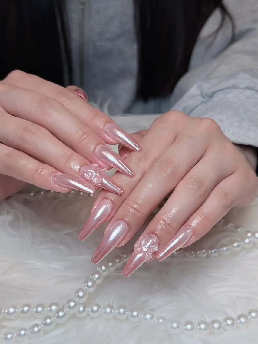 ネイル チークネイル ドット フレンチネイル グラデーション ハート ハンドネイル Julli NailStudioのネイルデザイン