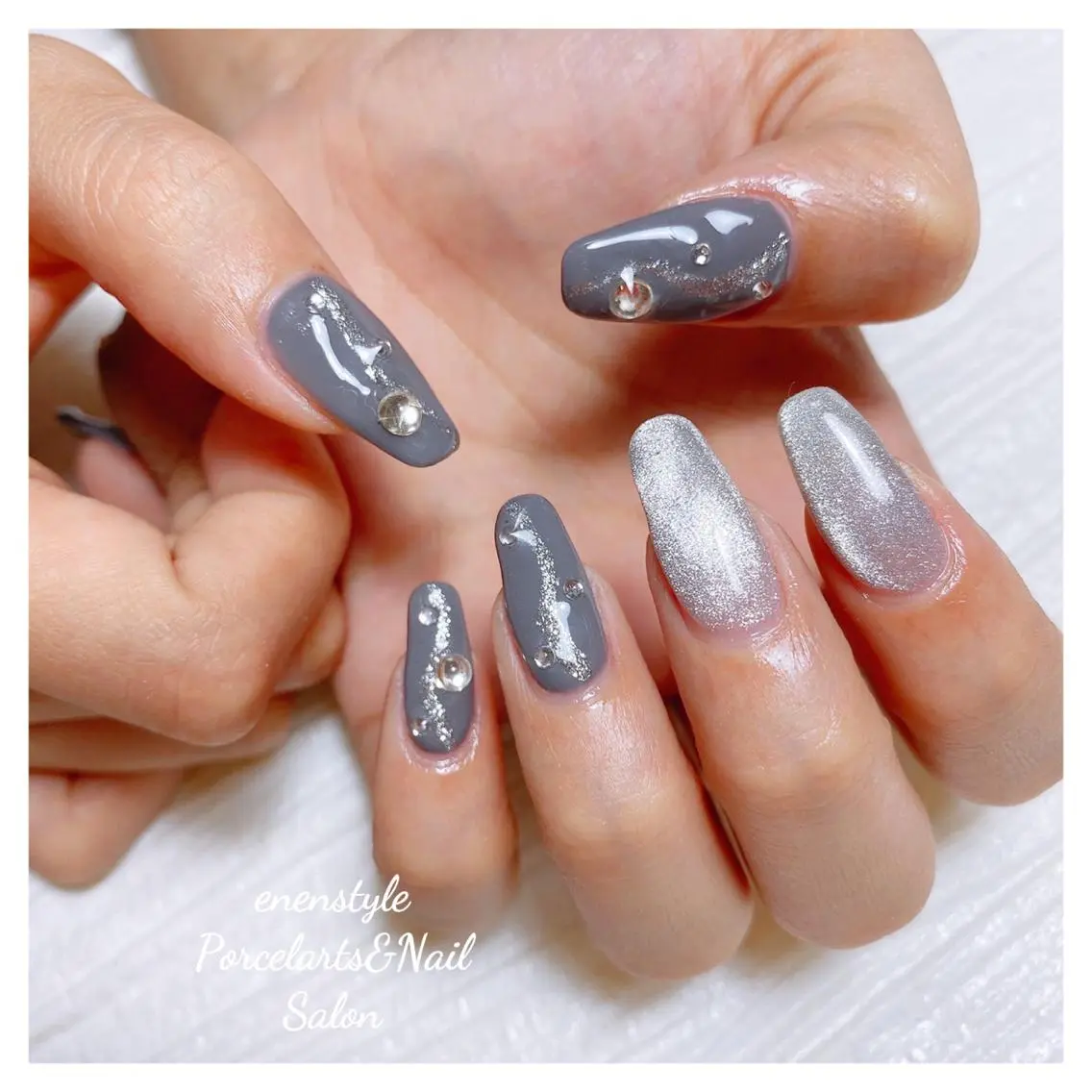 ミディアム ネイル 🐾enen style 🐾のネイルデザイン