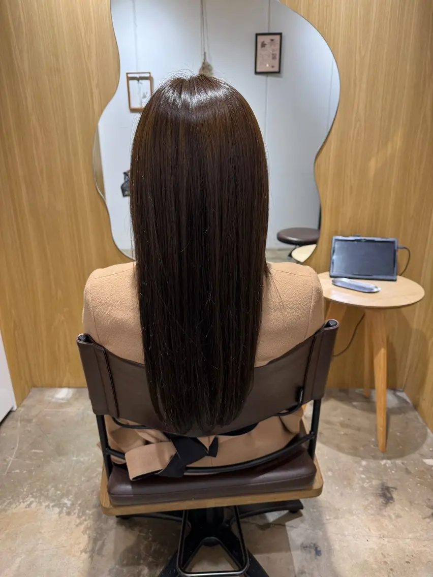 ロング アッシュ 🧤ル ウ🧤のヘアスタイル