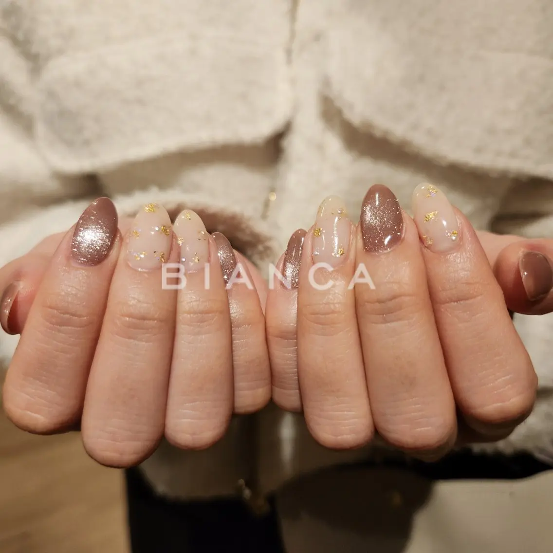 ネイル マグネットネイル オフィスネイル シンプルネイル 冬ネイル ハンドネイル Bianca名駅店 あゆのネイルデザイン