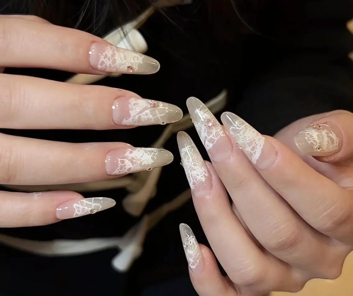 ネイル ハンドネイル Pure&Rich Nailのネイルデザイン