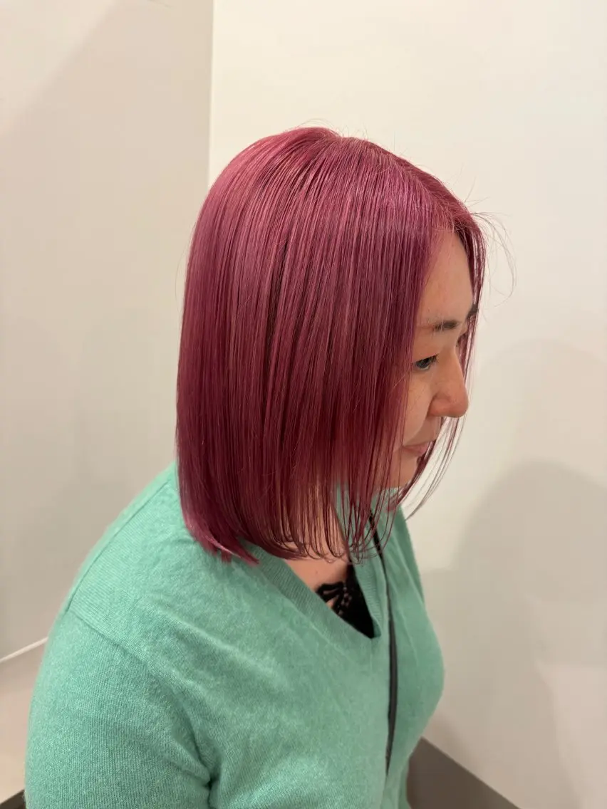 ミディアム カラー ブリーチ ケアブリーチ ハイトーンカラー ボブ 顔まわりレイヤー dogstar 加藤翔大のヘアスタイル