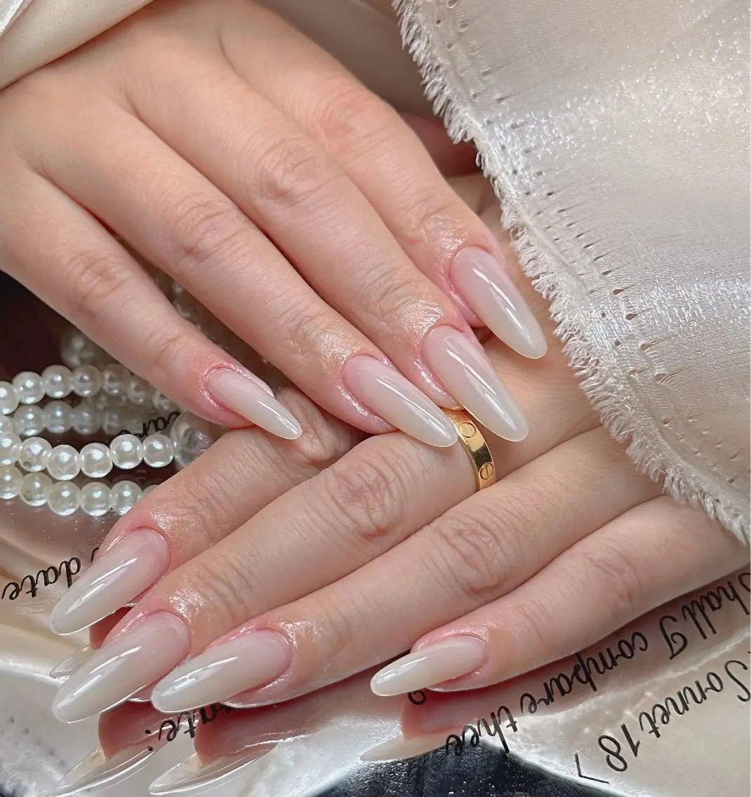 ネイル オーロラネイル べっ甲ネイル チークネイル 成人式 長さ出し ハンドネイル ハンドケア For you. Nail Salonのネイルデザイン