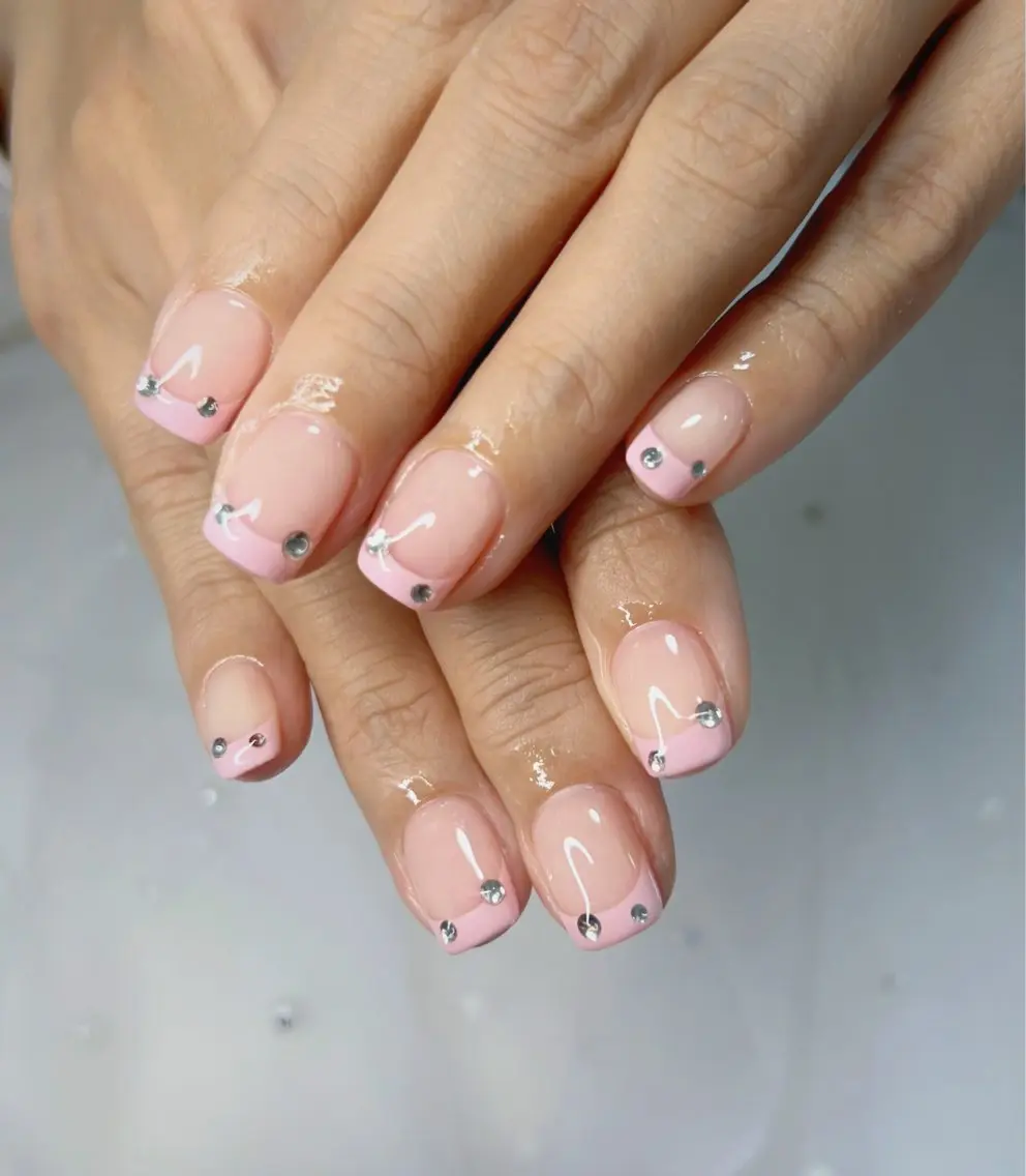 ネイル オーロラネイル 長さ出し フットネイル 韓国ネイル ラメ(グリッター) ハンドネイル 👍thumbs up nail👍のネイルデザイン