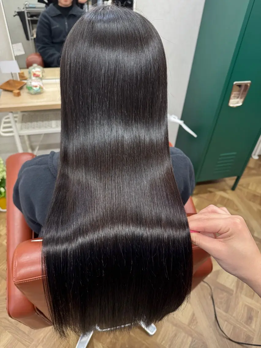 ロング カラー 髪質改善 トリートメント カット ヘアカラー トリートメント 見奈美 凜のヘアスタイル