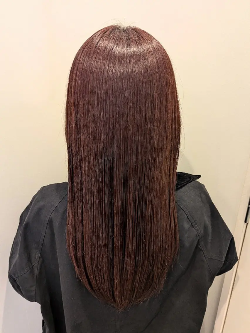 ロング 縮毛矯正 山口 蒼衣のヘアスタイル