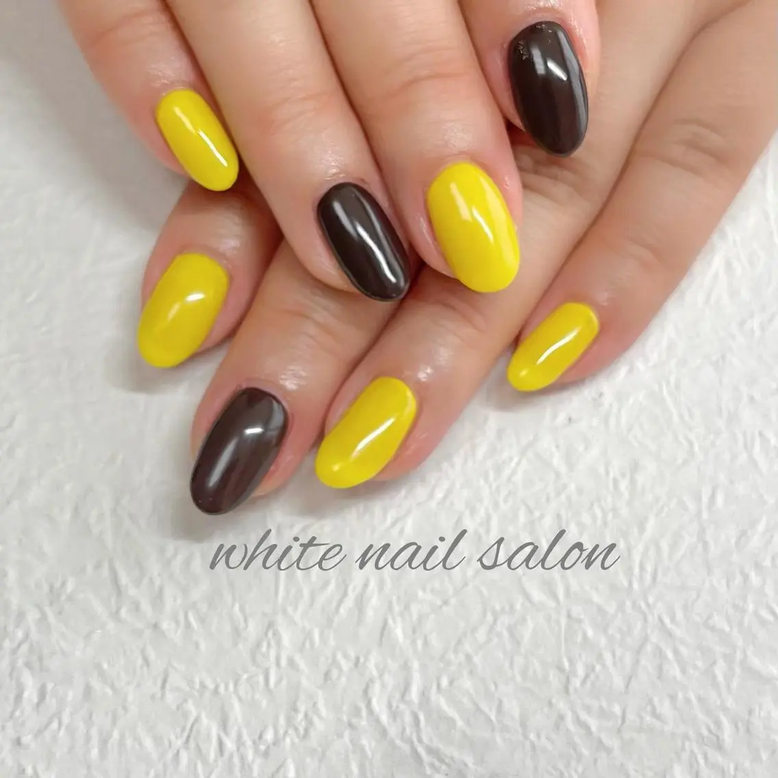 ネイル ジェルネイル ハードジェル ラメ(グリッター) 持ち込み シンプルネイル white nail salonのネイルデザイン