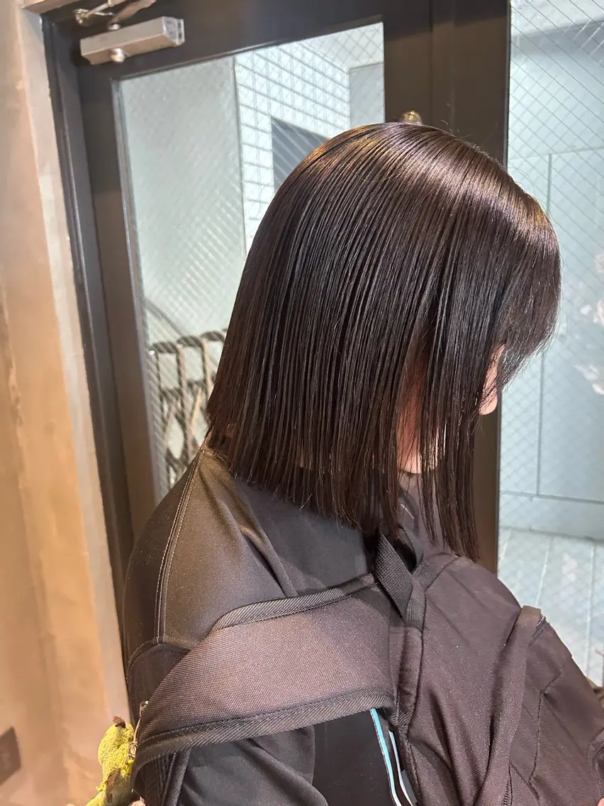 ミディアム 縮毛矯正 山本 夏樹のヘアスタイル