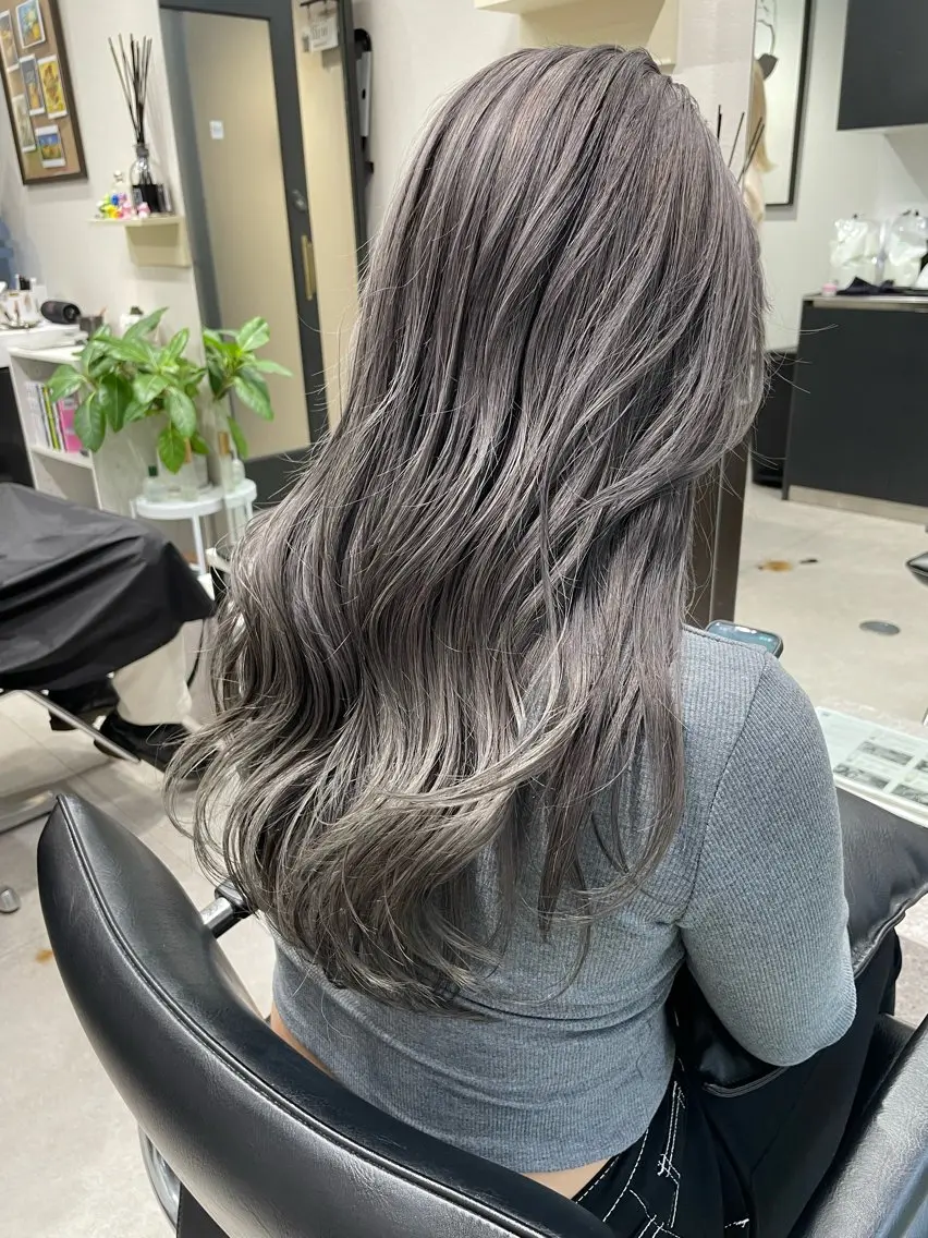 ロング カラー ヘアカラー トリートメント 髪質改善will hairdesignのヘアスタイル