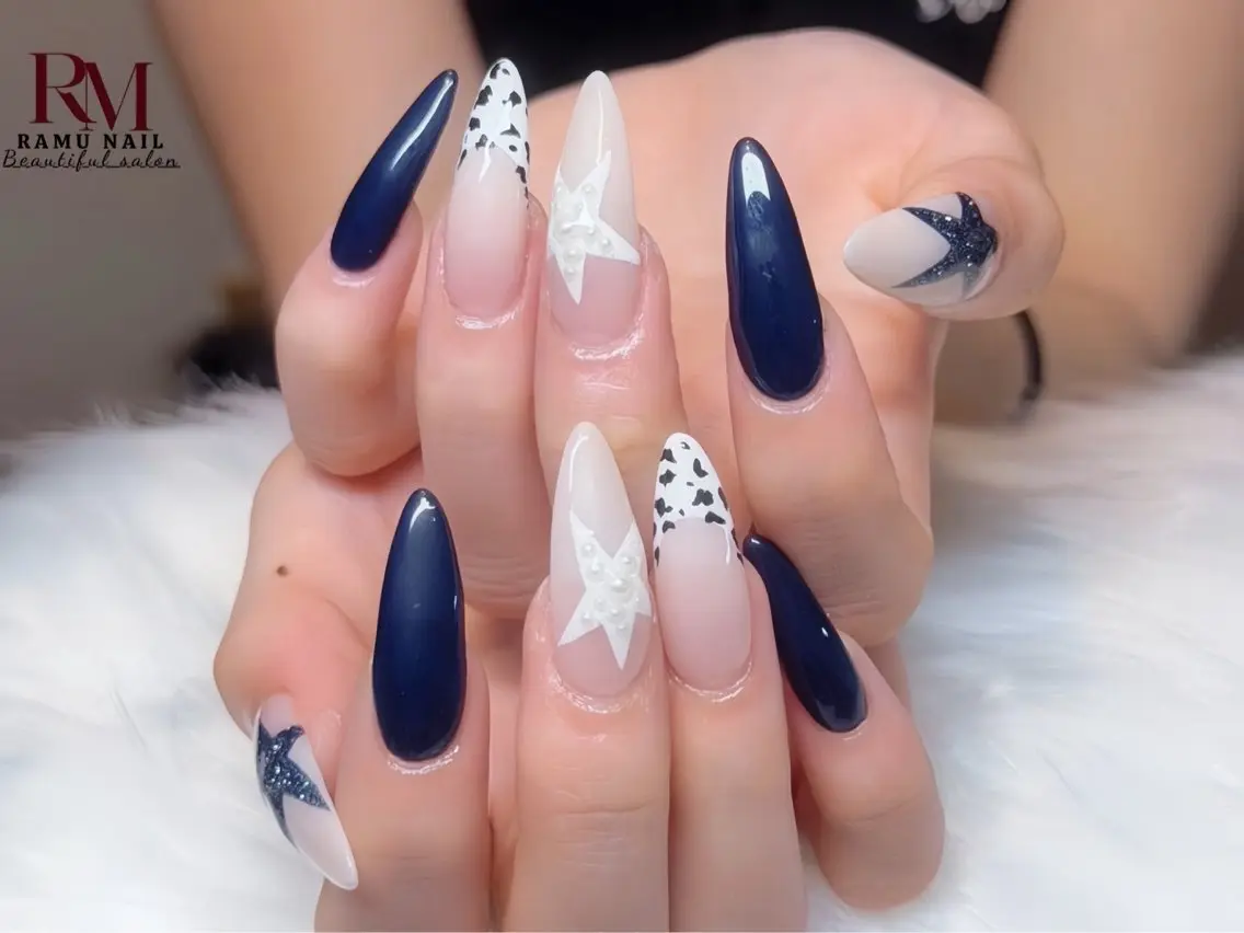 ネイル キラキラネイル マグネットネイル ミラーネイル ピンク 夏ネイル ハンドネイル RAMU Nail 恵比寿店のネイルデザイン
