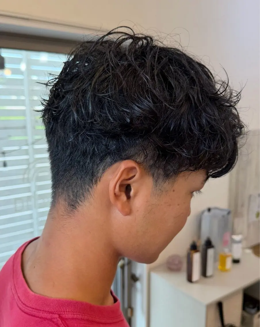 パーマ メンズ メンズパーマ スペインカール スパイラルパーマ カット パーマ 押川 未羽のヘアスタイル