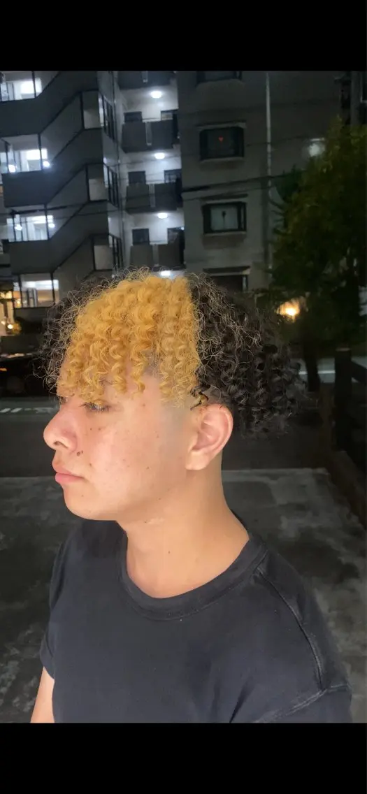 ショート パーマ メンズ メンズブリーチ マッシュ カット パーマ ユニセックスデザイン ショーイチのヘアスタイル