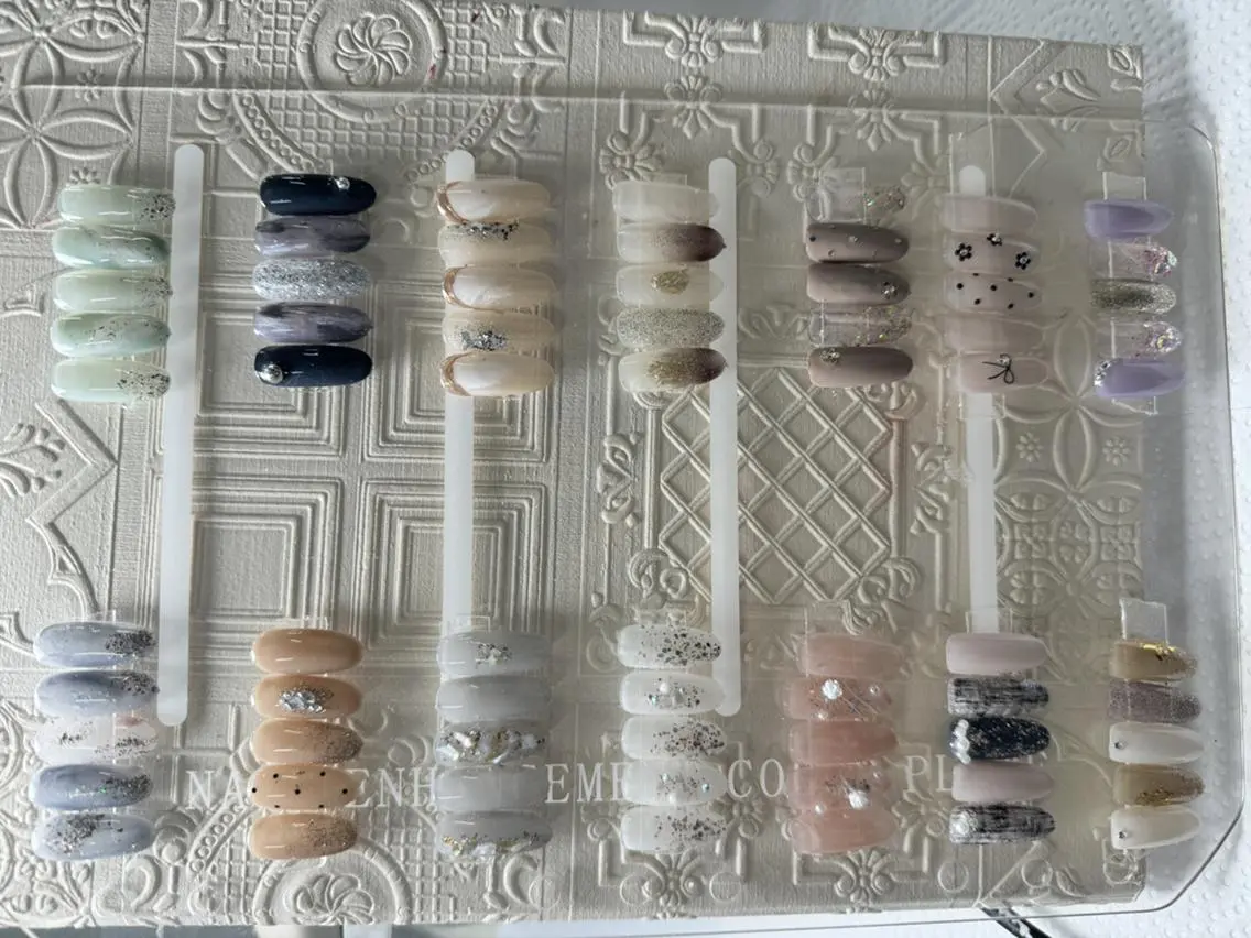 ネイル ハンドネイル ハンドケア ANNA NAILのネイルデザイン