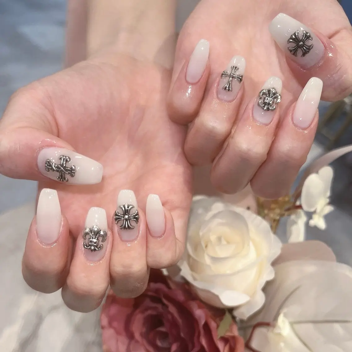ネイル ハンドネイル CARAT カラットのネイルデザイン