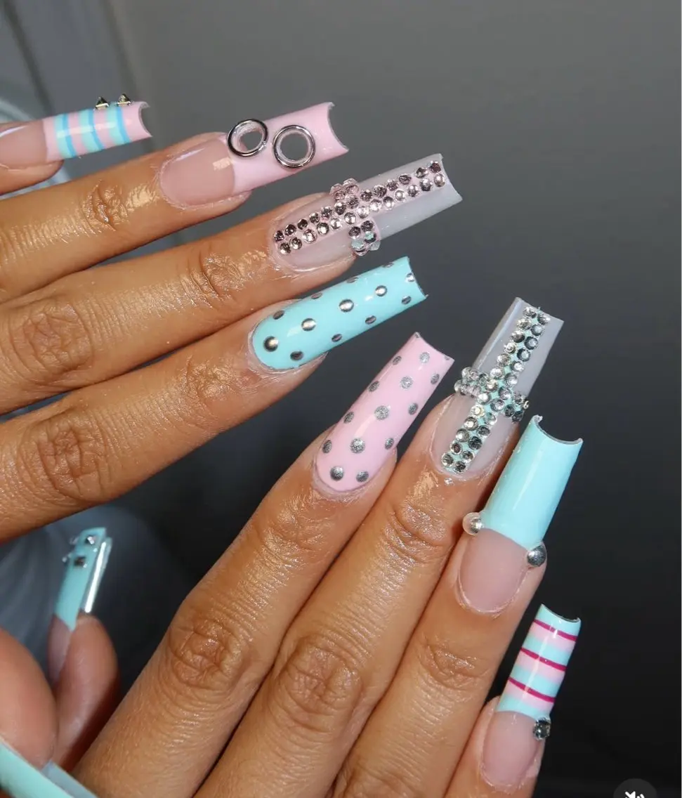 ネイル AKINA NAILのネイルデザイン