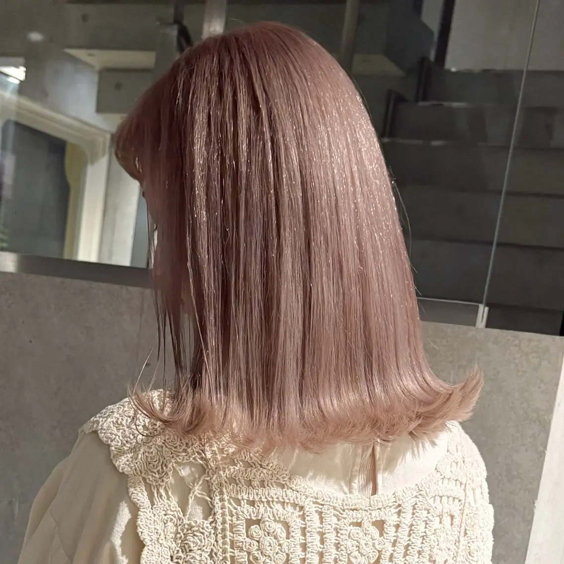 ミディアム カット ヘアカラー トリートメント 垢抜け透明感カラー 🧚🏻♀️ミユウのヘアスタイル