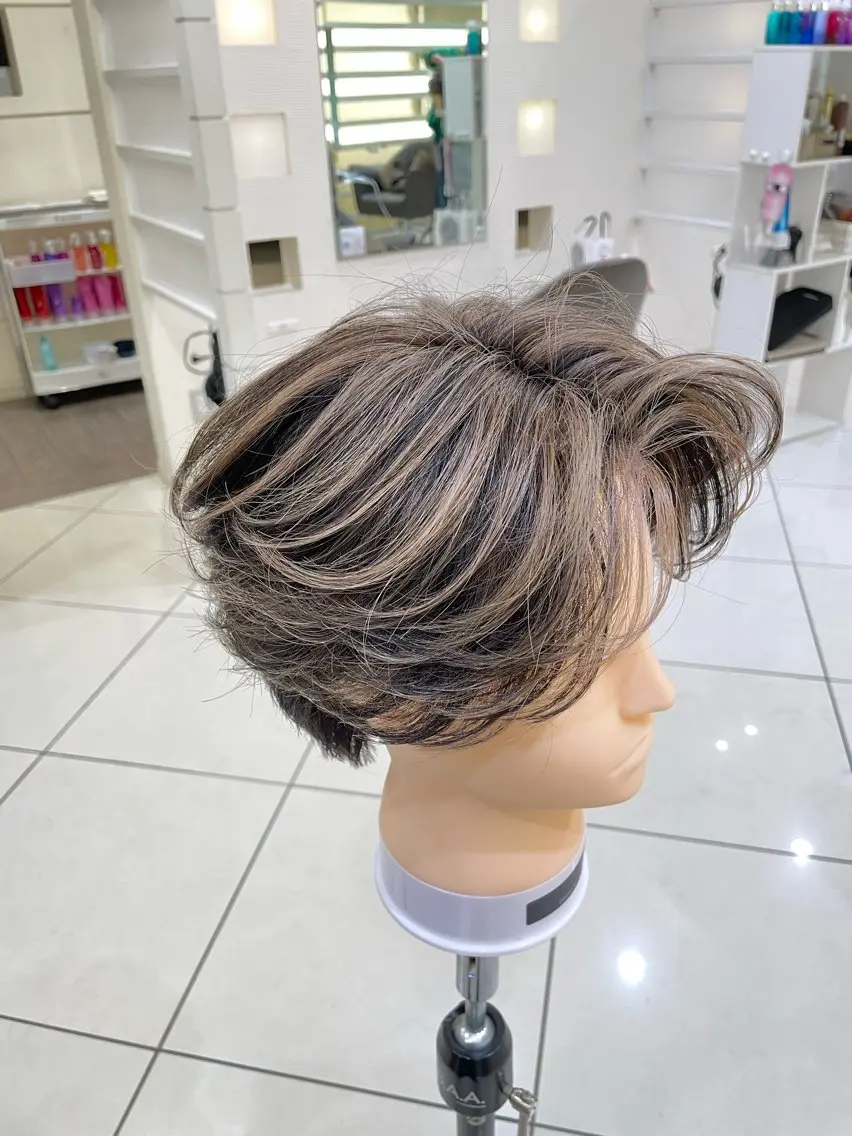 メンズ メンズハイライト カット ヘアカラー メンズ縮毛矯正 ブリーチカラー/まやのヘアスタイル