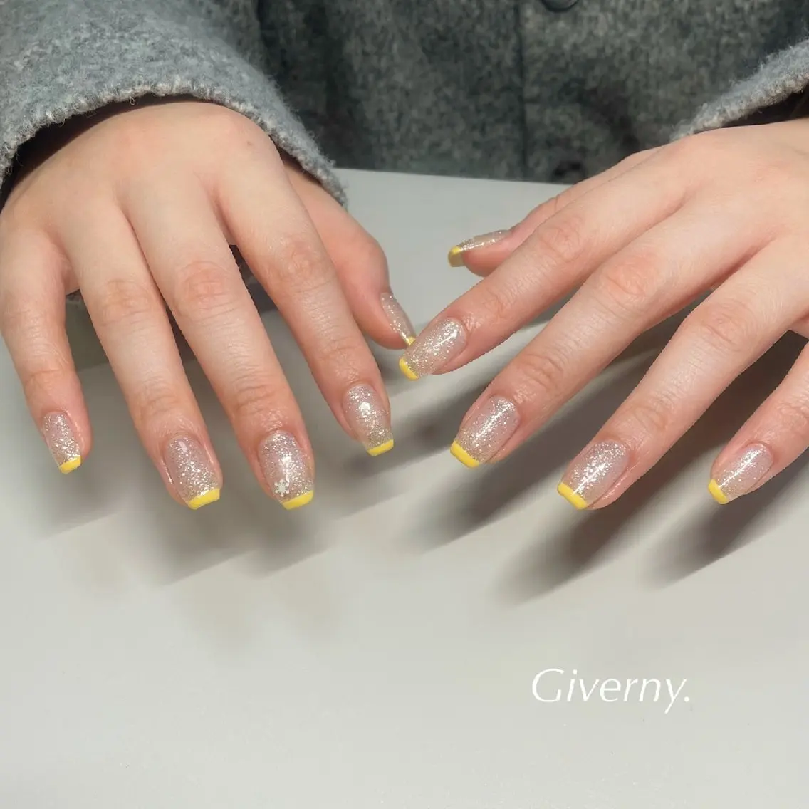 ネイル フラッシュネイル 冬ネイル ハンドネイル Giverny .のネイルデザイン