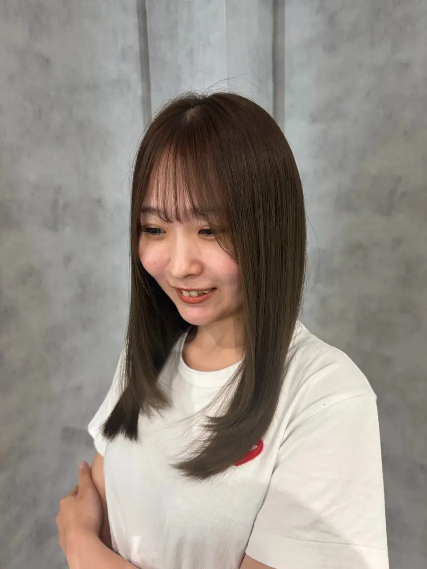 ミディアム ThairD_ yunoのヘアスタイル