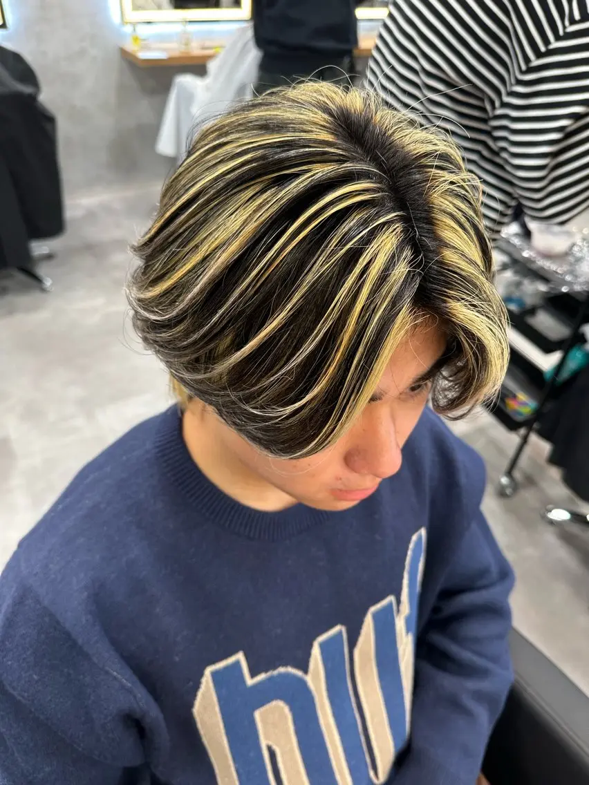 カラー メンズ メンズハイライト メンズメッシュ ハイライトカラー メッシュ カット ヘアカラー 札幌メンズ指名 No. 1/光👑のヘアスタイル